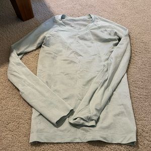 Lululemon long sleeve regular length
